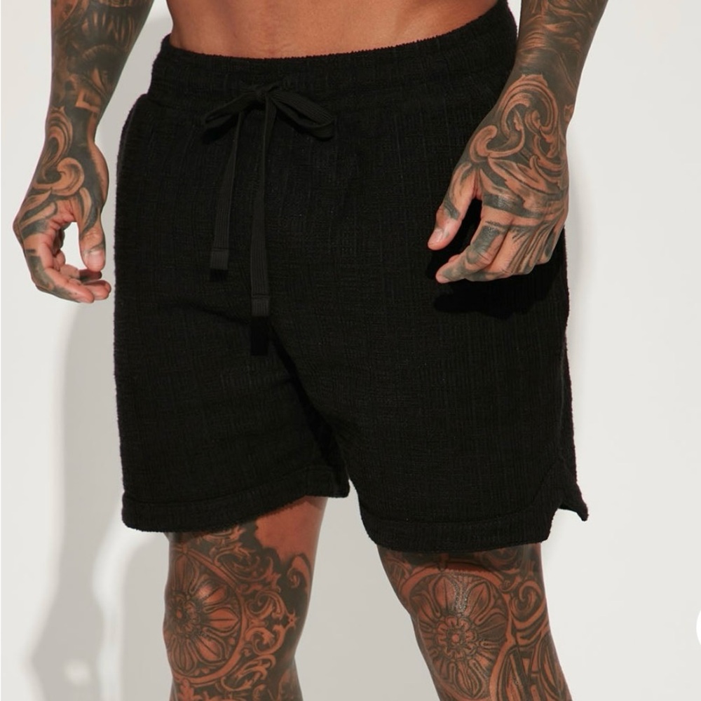 Fashion Nova Men's Jet Black Athletic Shorts